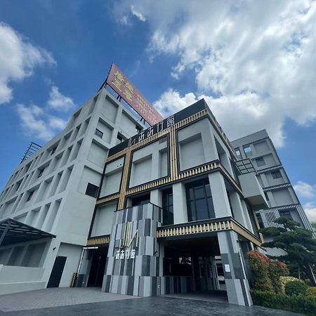 Motel Lin Taichung Esterno foto