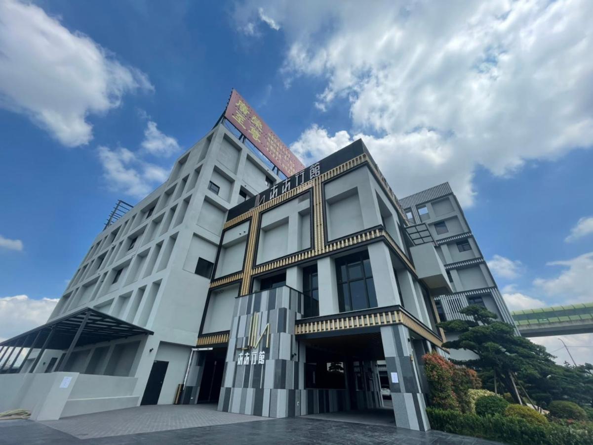 Motel Lin Taichung Esterno foto